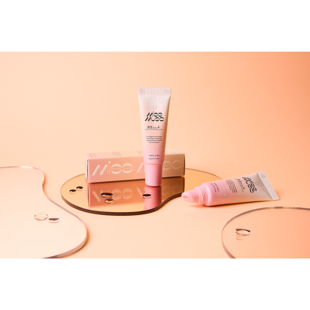 Musc Tahara Intime Bella de Miss Musc en tube gloss, au format pratique et hygiénique, inspiré du parfum La Vie est Belle