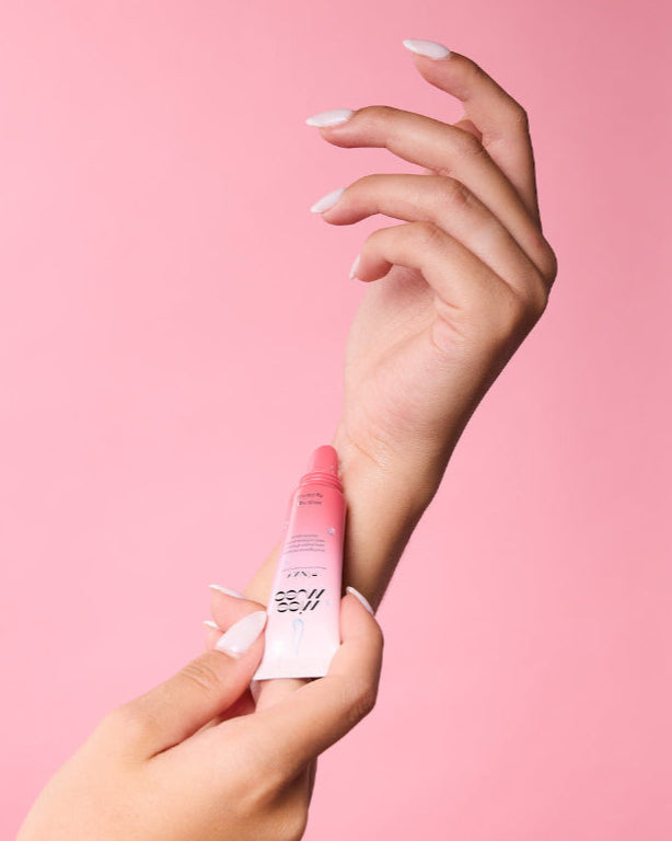 musc intime Rose de Mai pour femme de Miss Musc - Un parfum délicat qui capture l'essence de la rose pour un moment de pure élégance et application super facile